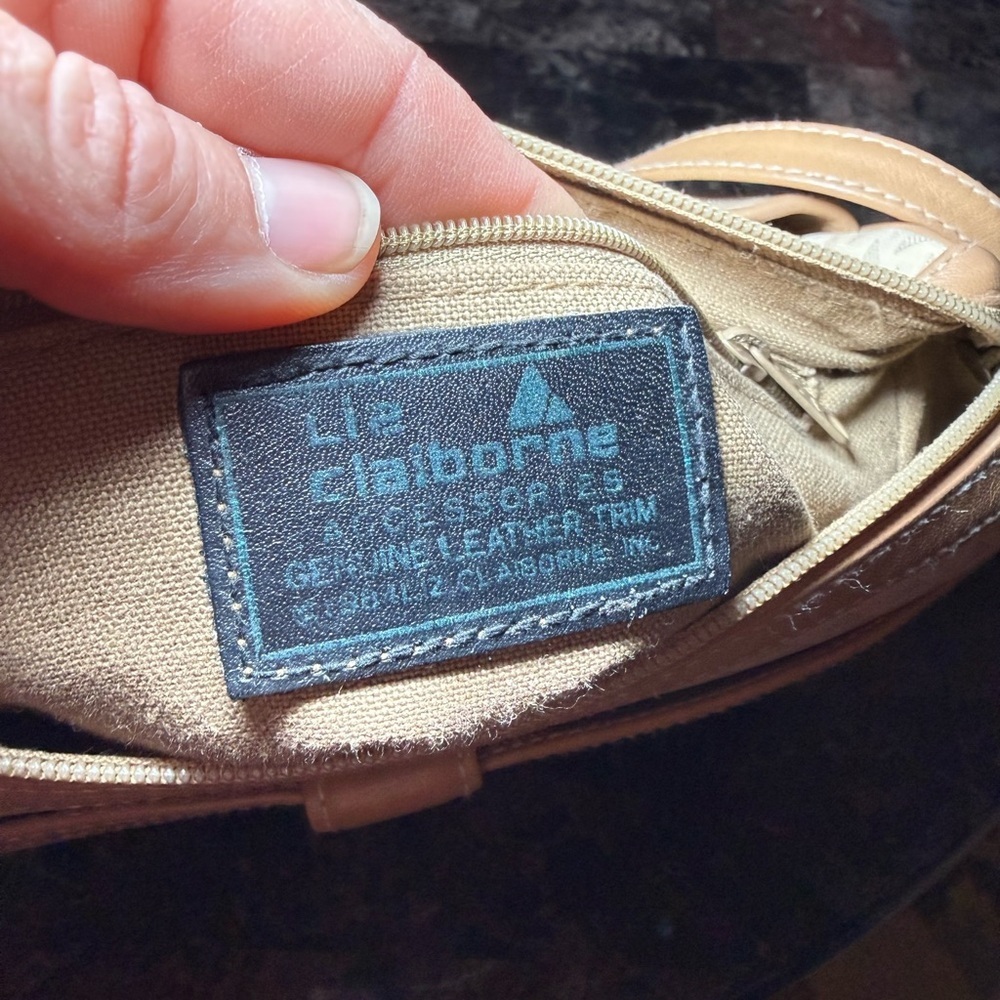1984 Liz Claiborne Beige and Brown Crossbody Bag - Picture 8 of 10